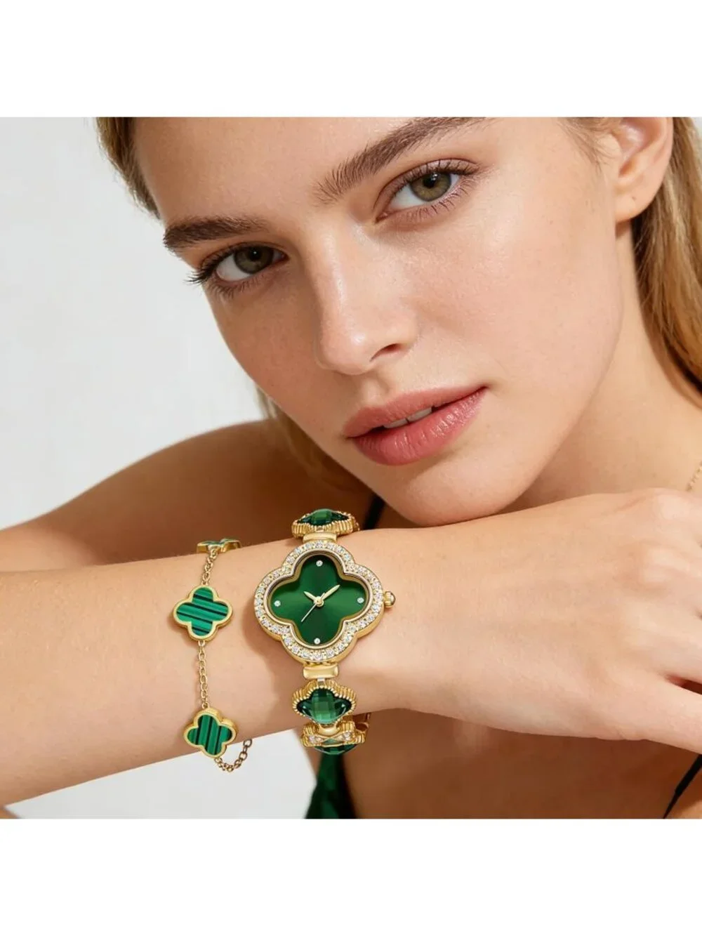 Women's Green Gold Lucky Clover Flower Design Four Leaf Bracelet Set Wrist Watch
